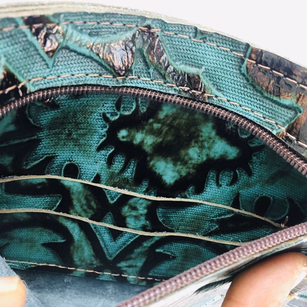 Turquoise Tooled Leather Wallet Large Pocket Credit Cards Clutch NEW WITH TAGS - Picture 4 of 6